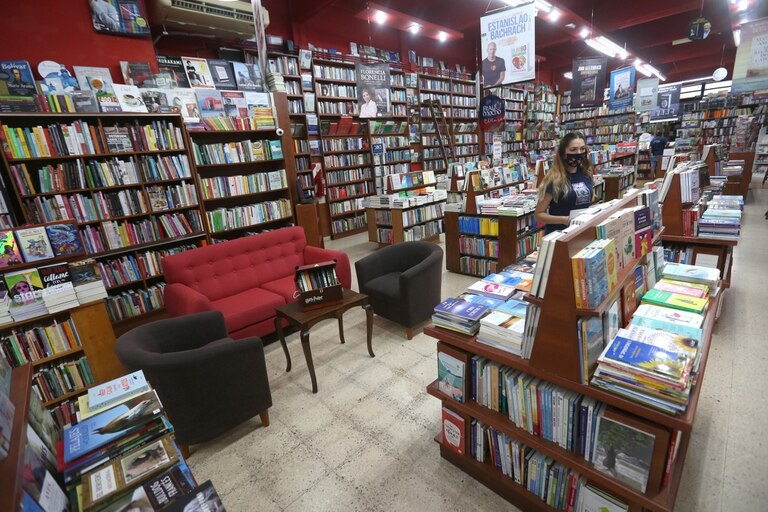 Bookland store